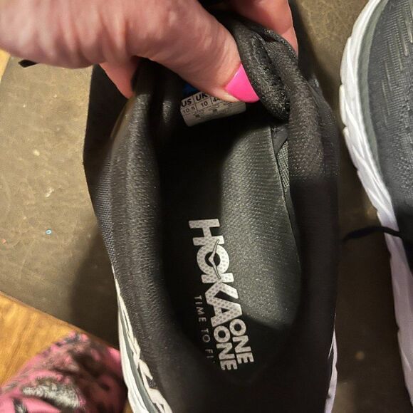 Hoka One One Black & White Shoes Sneakers Size 10 Gently used main image 4